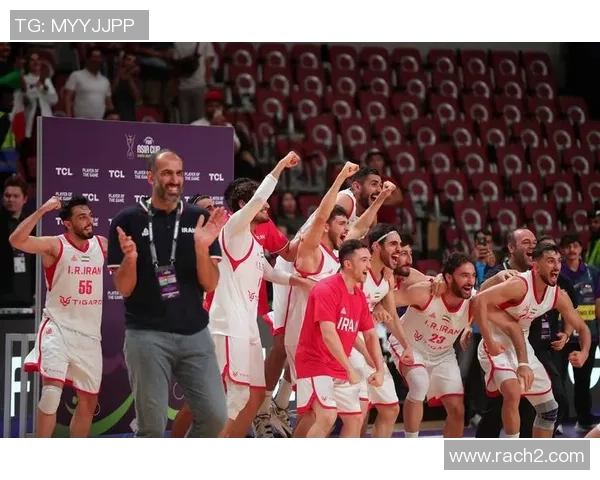 亚运篮球激战日本对决伊朗谁能在赛场上笑到最后