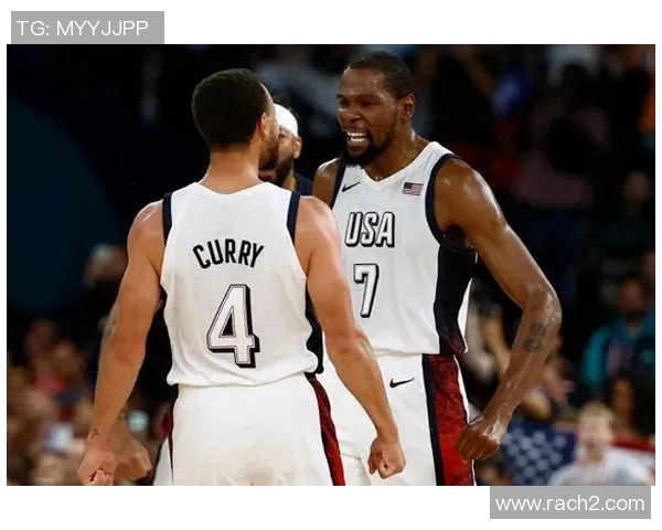 季后赛勇士对决快船精彩在线直播全程回顾与分析 季后赛勇士对决快船精彩在线直播全程回顾与分析