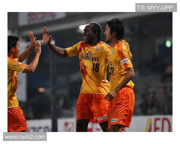 日职联赛精彩对决清水鼓动迎战强敌大阪全力争胜