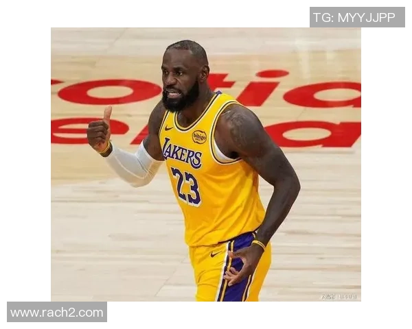 詹姆斯:从篮球场上的传奇到全球文化的影响力探讨 詹姆斯:从篮球场上的传奇到全球文化的影响力探讨