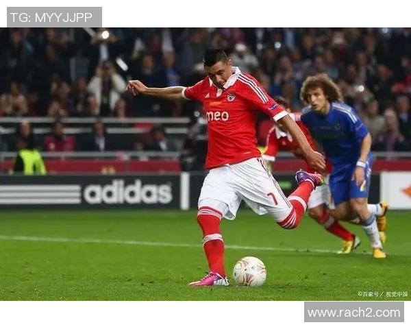 吉马雷斯主场迎战查维斯争夺联赛关键三分的激烈对决