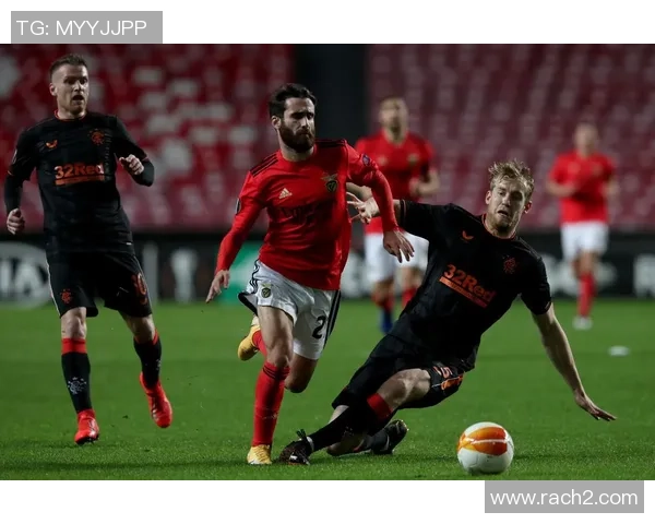 本菲卡与流浪者激战正酣谁能在欧战中笑到最后