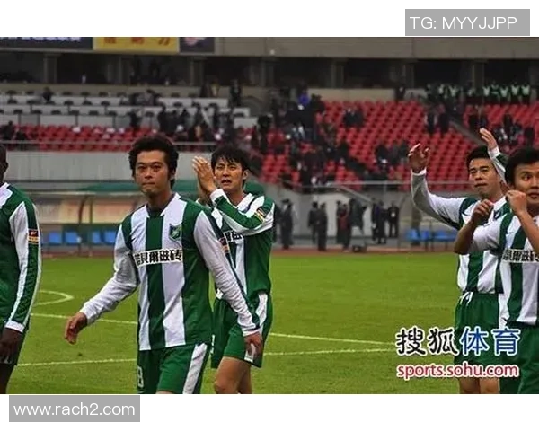 杭州篮球队意识争议引发热议球迷对战术与团队合作的不同看法