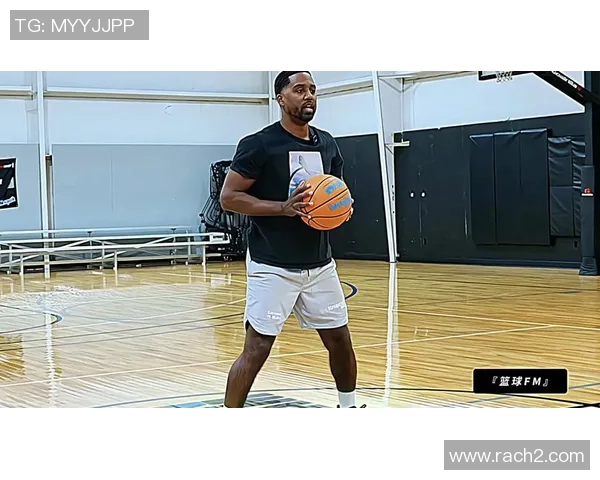 篮球明星测评揭秘他们的真实实力与潜力分析让你了解球场上的传奇人物